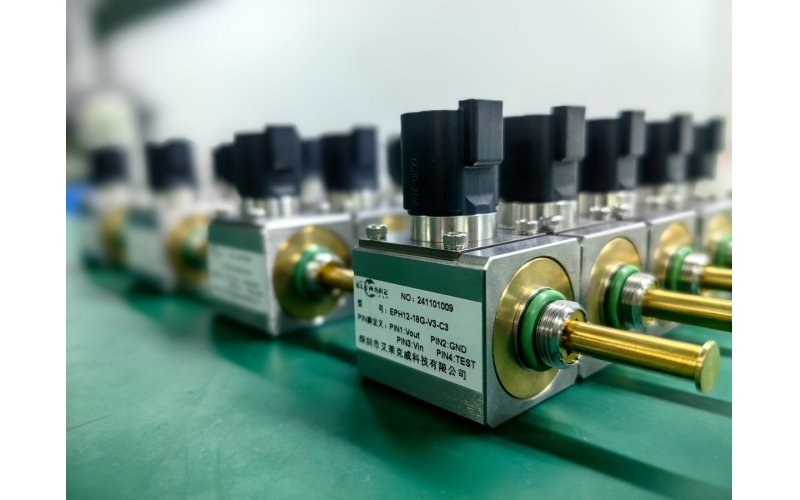 閥芯位置傳感器是用于精確監測閥門開度的檢測裝置，主要服務于液壓控制、工業自動化及環境監測等領域